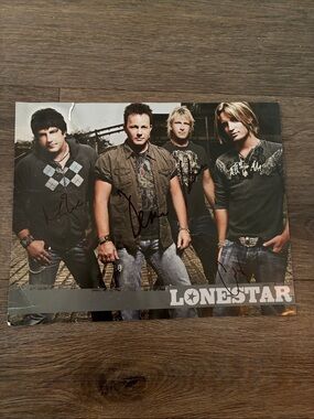 Autographed Lonestar Photo